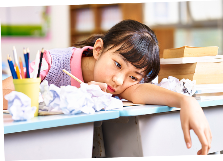 Ребенок за учебой